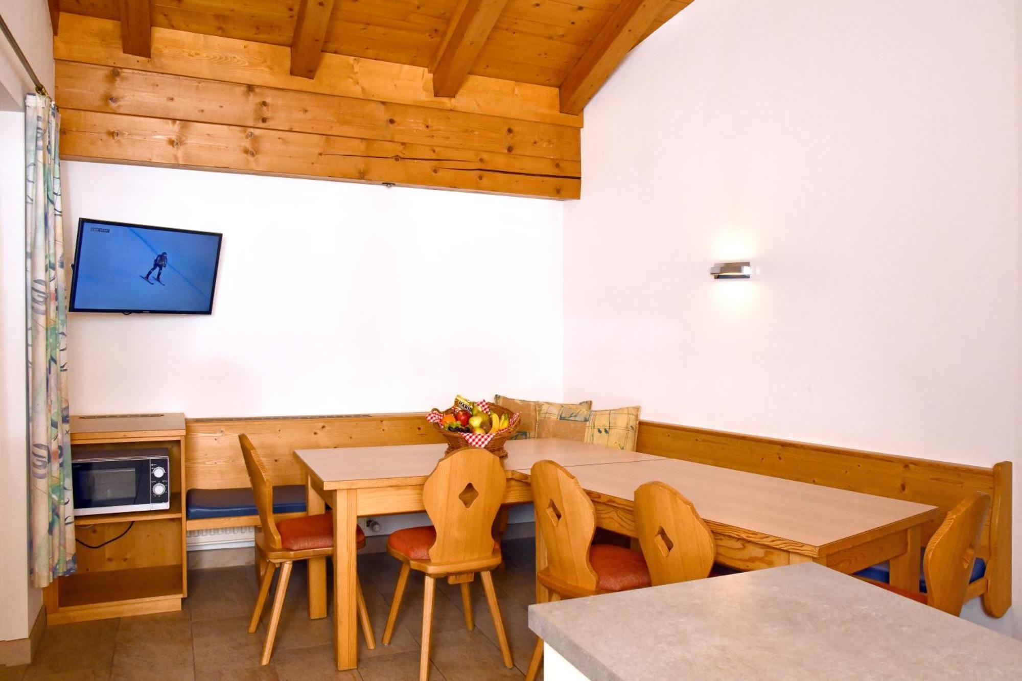 Appartements Neben Der Gondelbahn - Haus Sued Brixen im Thale Exterior photo
