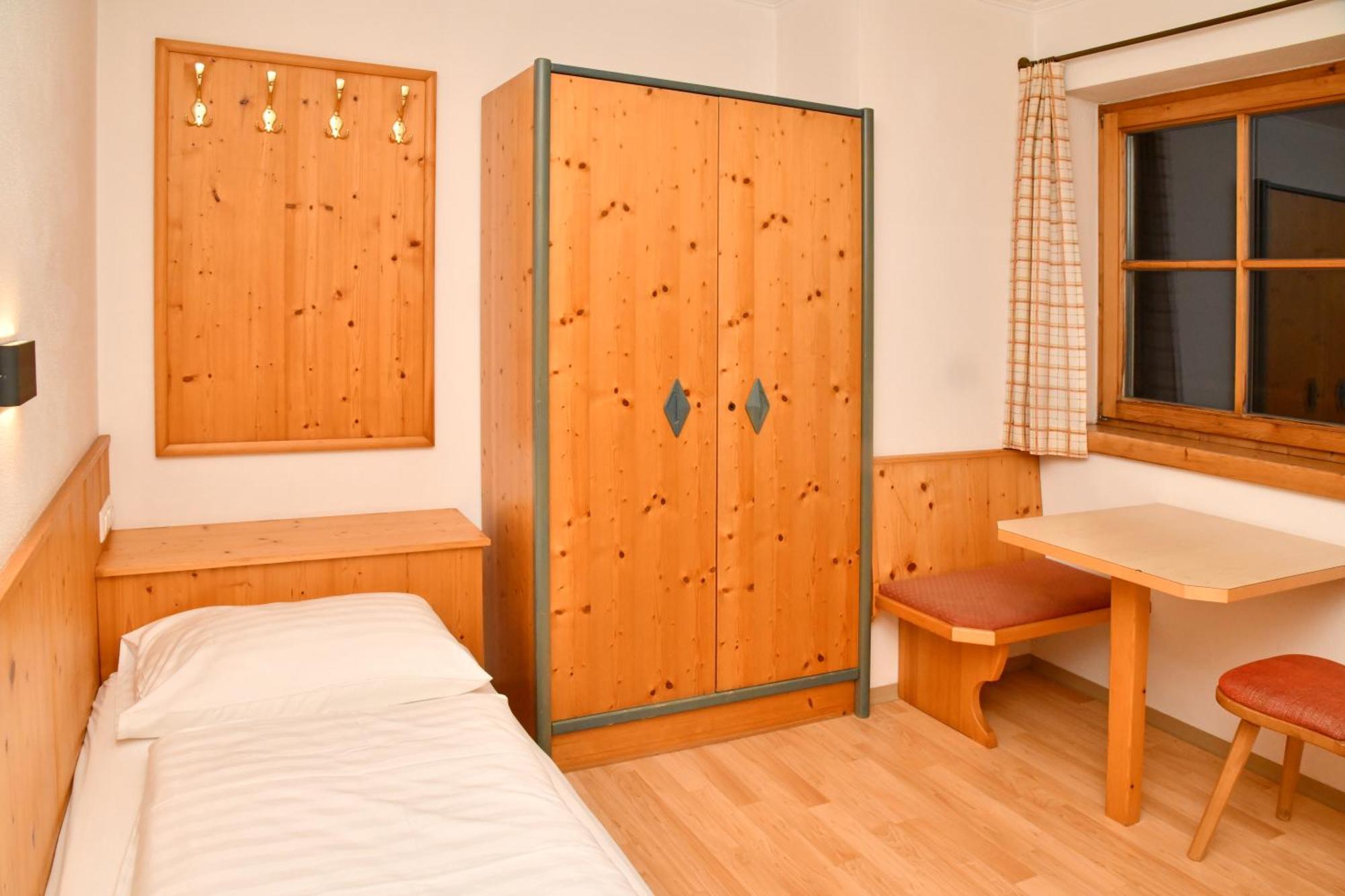 Appartements Neben Der Gondelbahn - Haus Sued Brixen im Thale Exterior photo